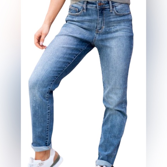 Judy Blue Denim - Judy Blue Boyfriend Fit Bleach Splash Jeans - Size 30
